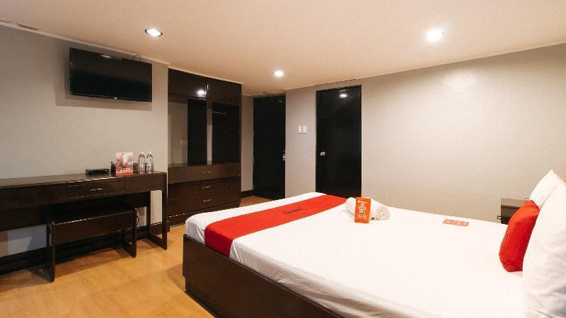Arzo Hotel Manila Kültér fotó