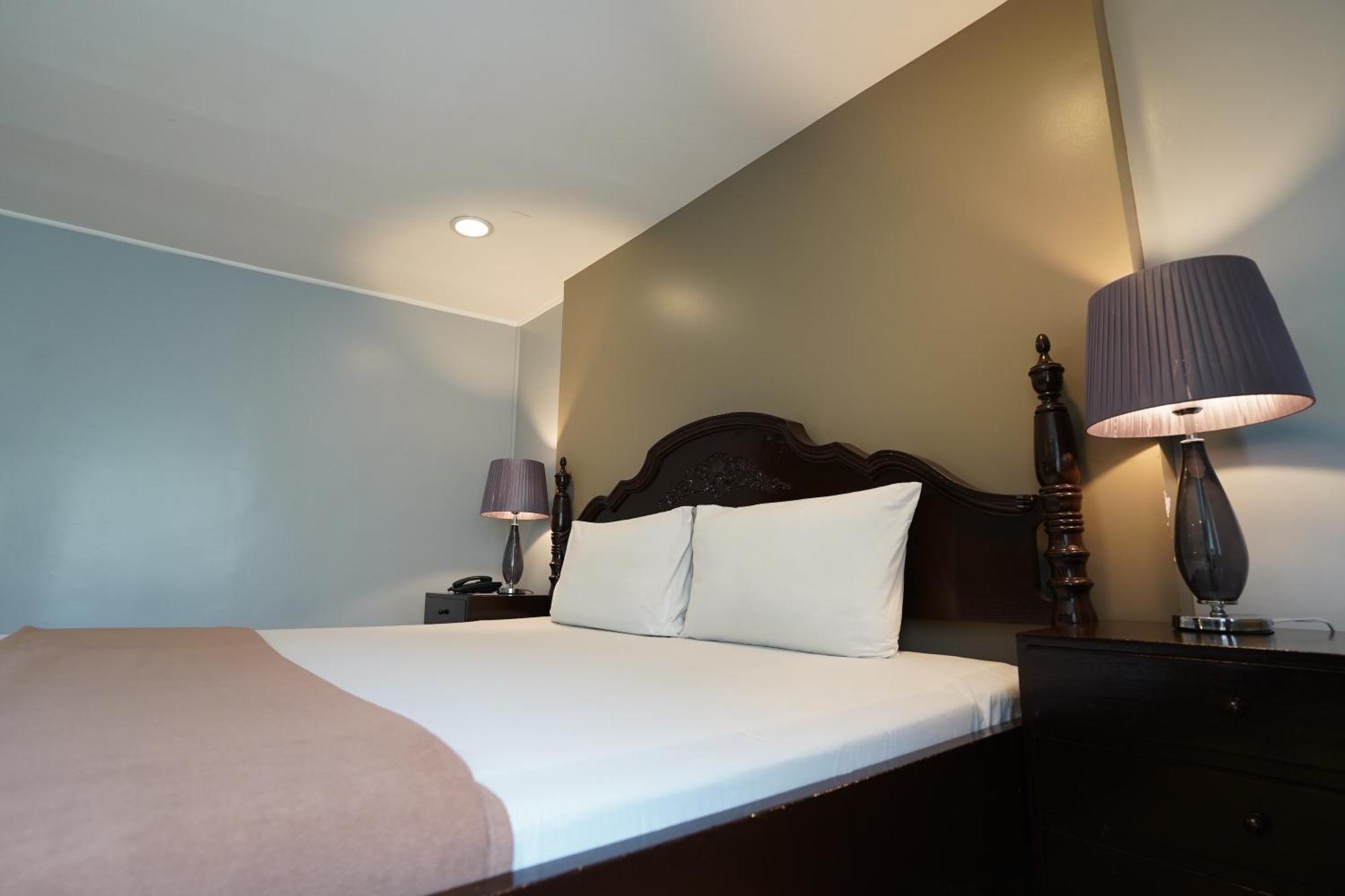 Arzo Hotel Manila Kültér fotó